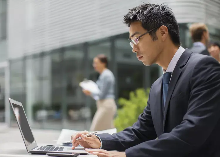 How to Write an Effective Application Letter to a Company
